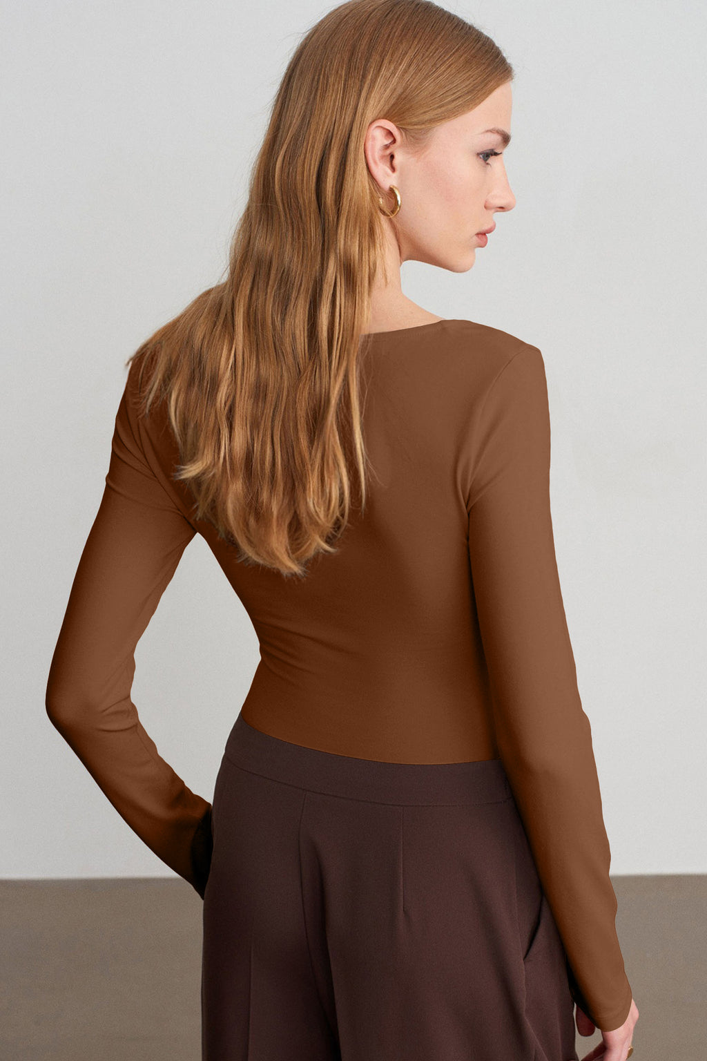 Coffee Slim Fit V Neck Long Sleeve Bra Buil-in Top